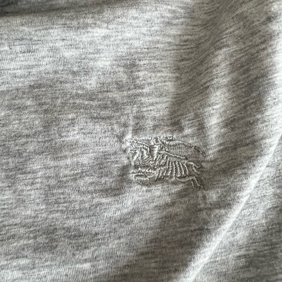 Men’s light weight Burberry polo in grey size XL - Picture 5 of 6